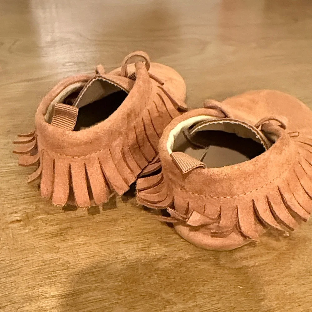 Old Navy Tan Suede Kids Moccasins with Fringe